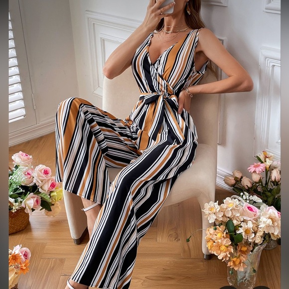 Brand New with tags Luxxel jumpsuit striped. - Picture 2 of 8